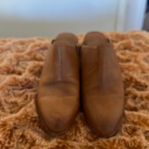 Frye leather heeled slide Mules